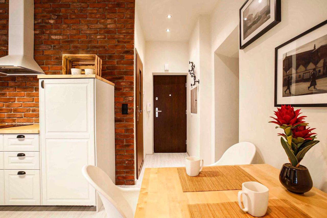 2-Room Apartment With Kitchen, Heart Of Cracow Old Town クラクフ エクステリア 写真